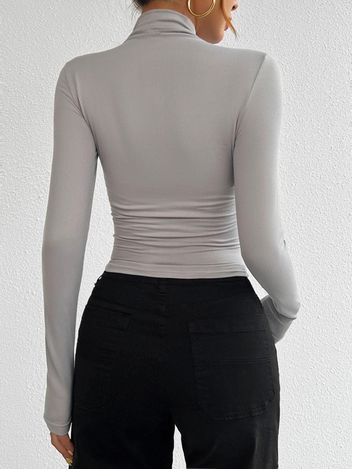 Gray Devine Mock Neck Long Sleeve T-Shirt by Cart Retail
